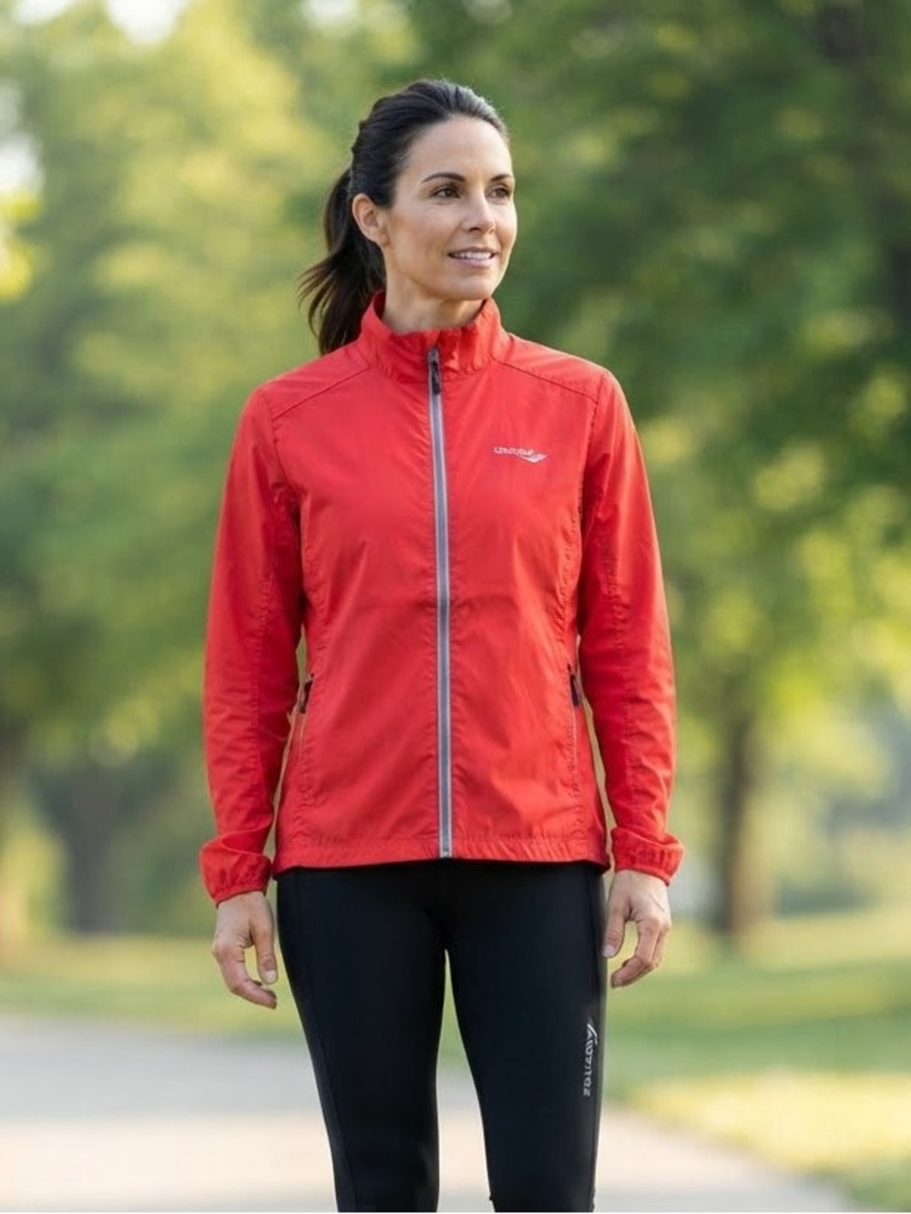 Saucony Red Lightweight Running Windbreaker Full Zip Jacket Size M